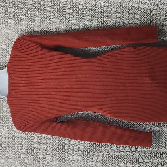 Chic Long Sleeve Knit Dress in Rust - Picture 6 of 12